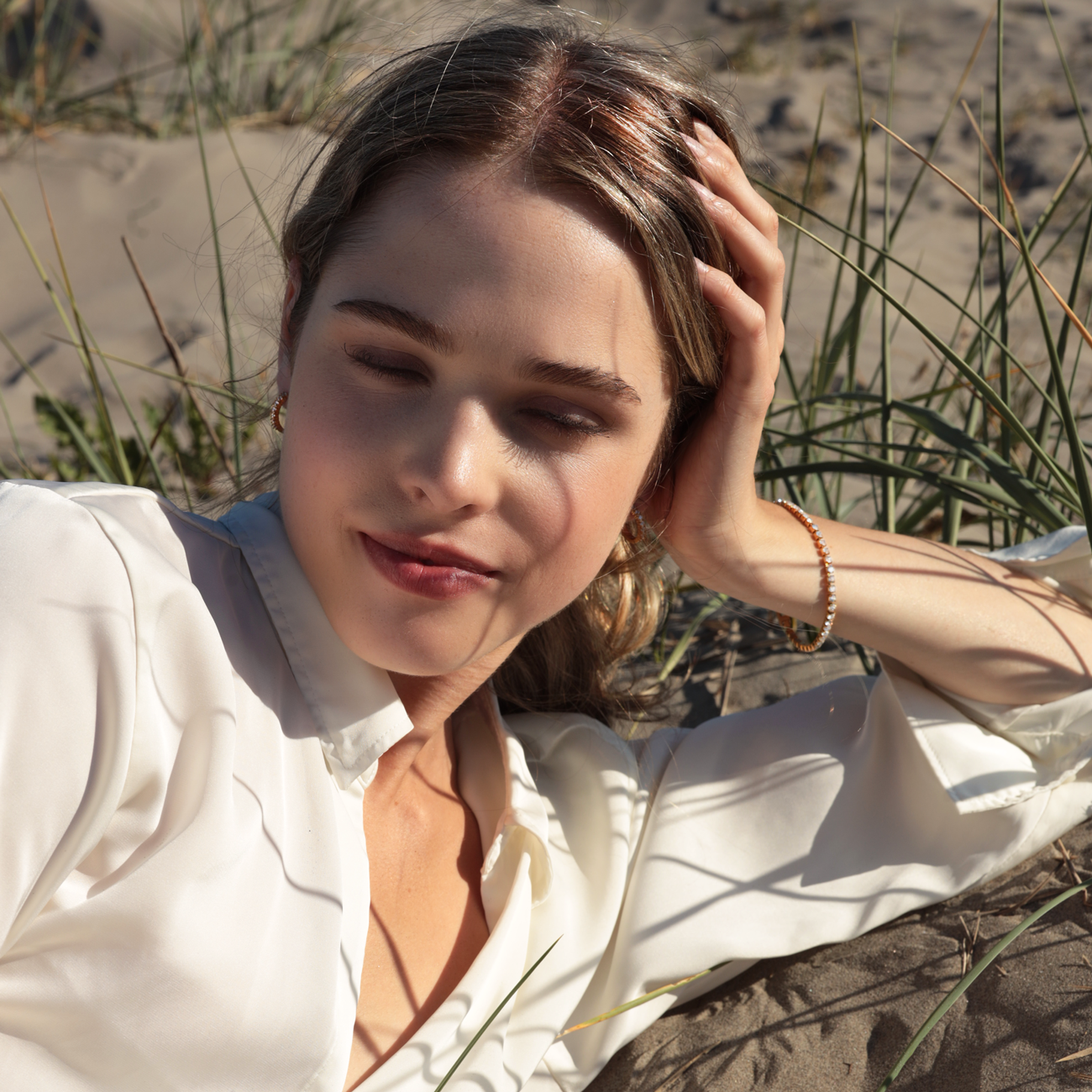 Tennis bracelet, Clear