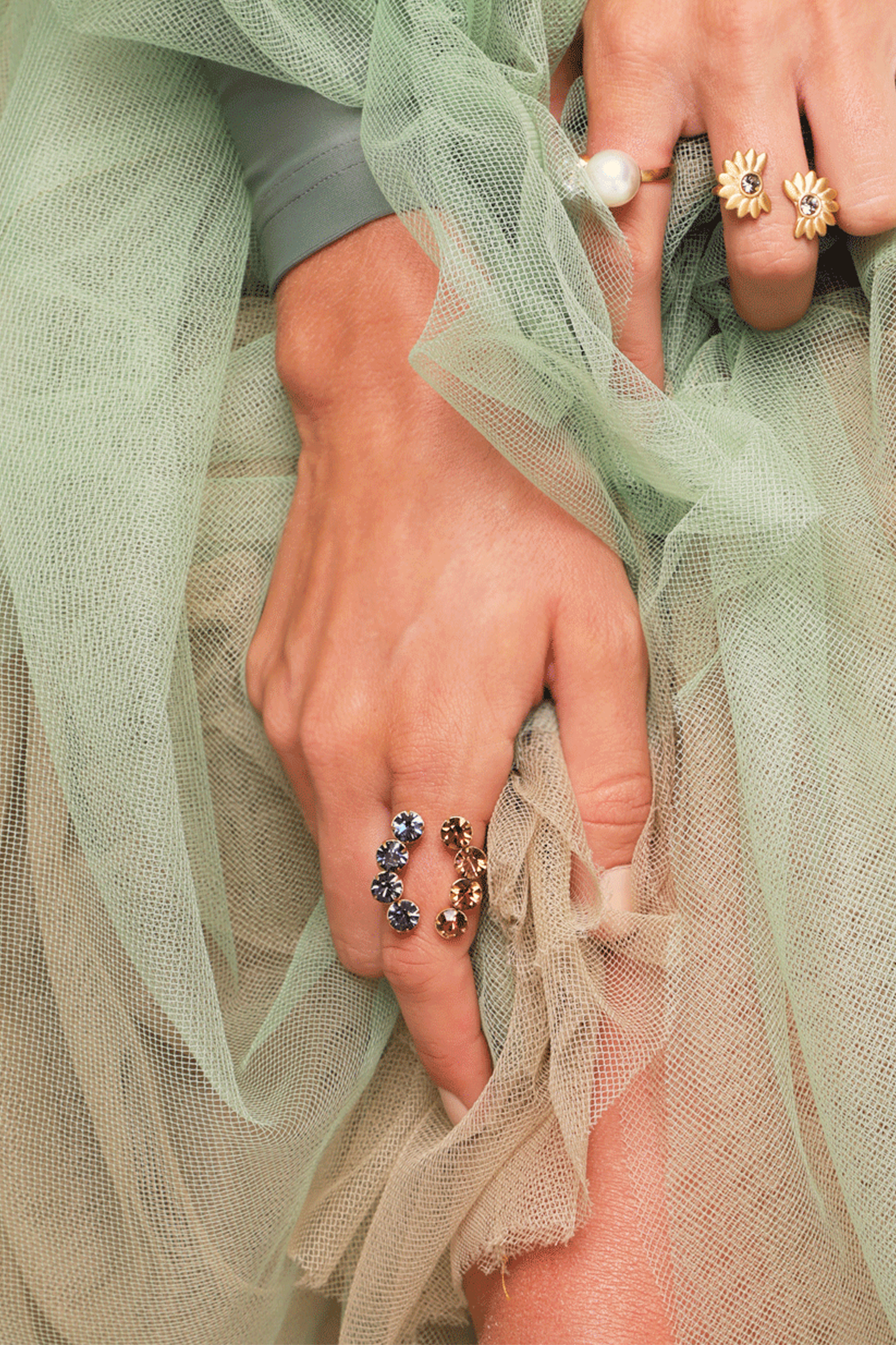 Camilla Swarovski ring - Charcoal/Smokey quarts, Adjustable