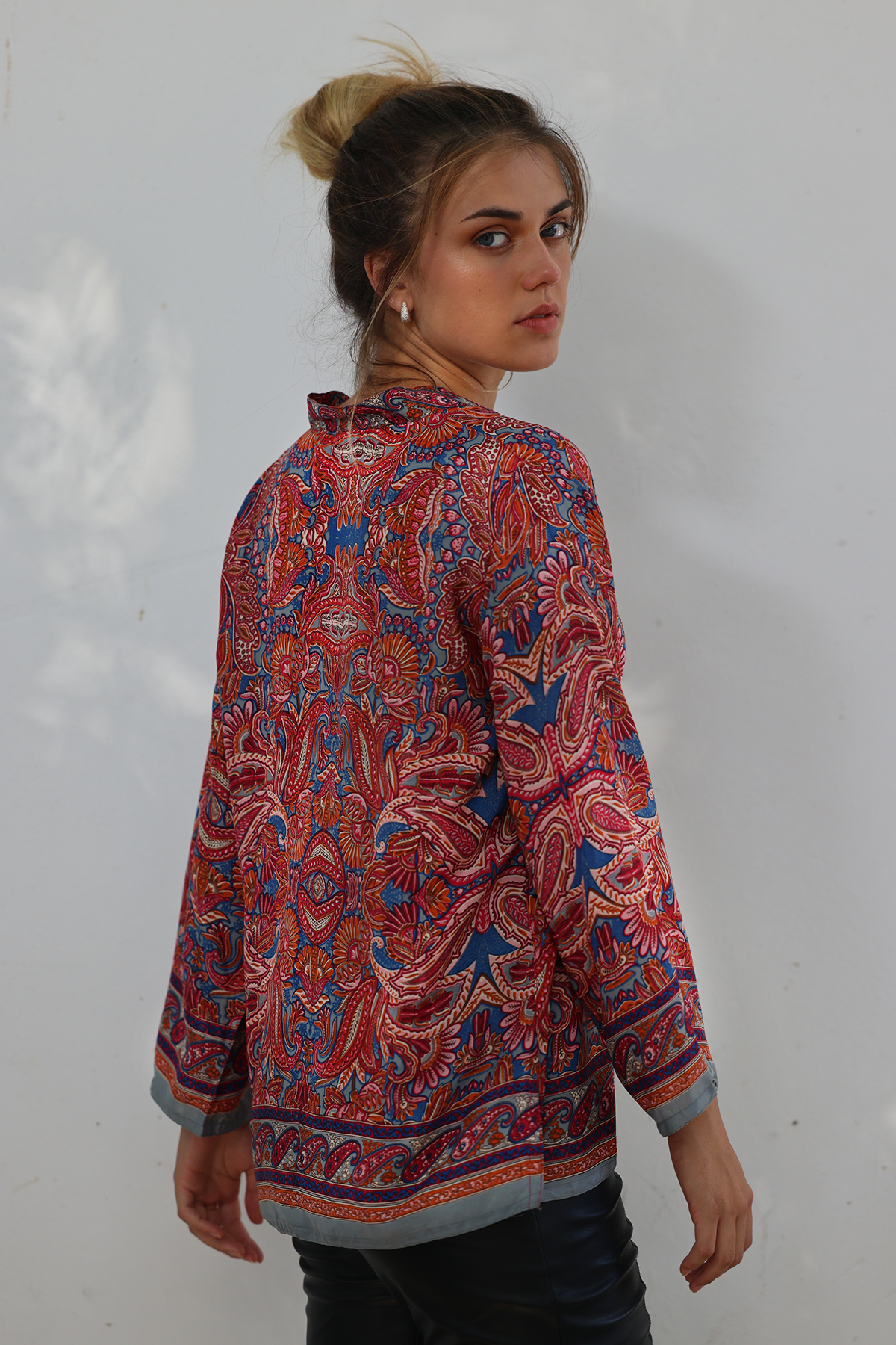 Silk blouse, Devi Darling