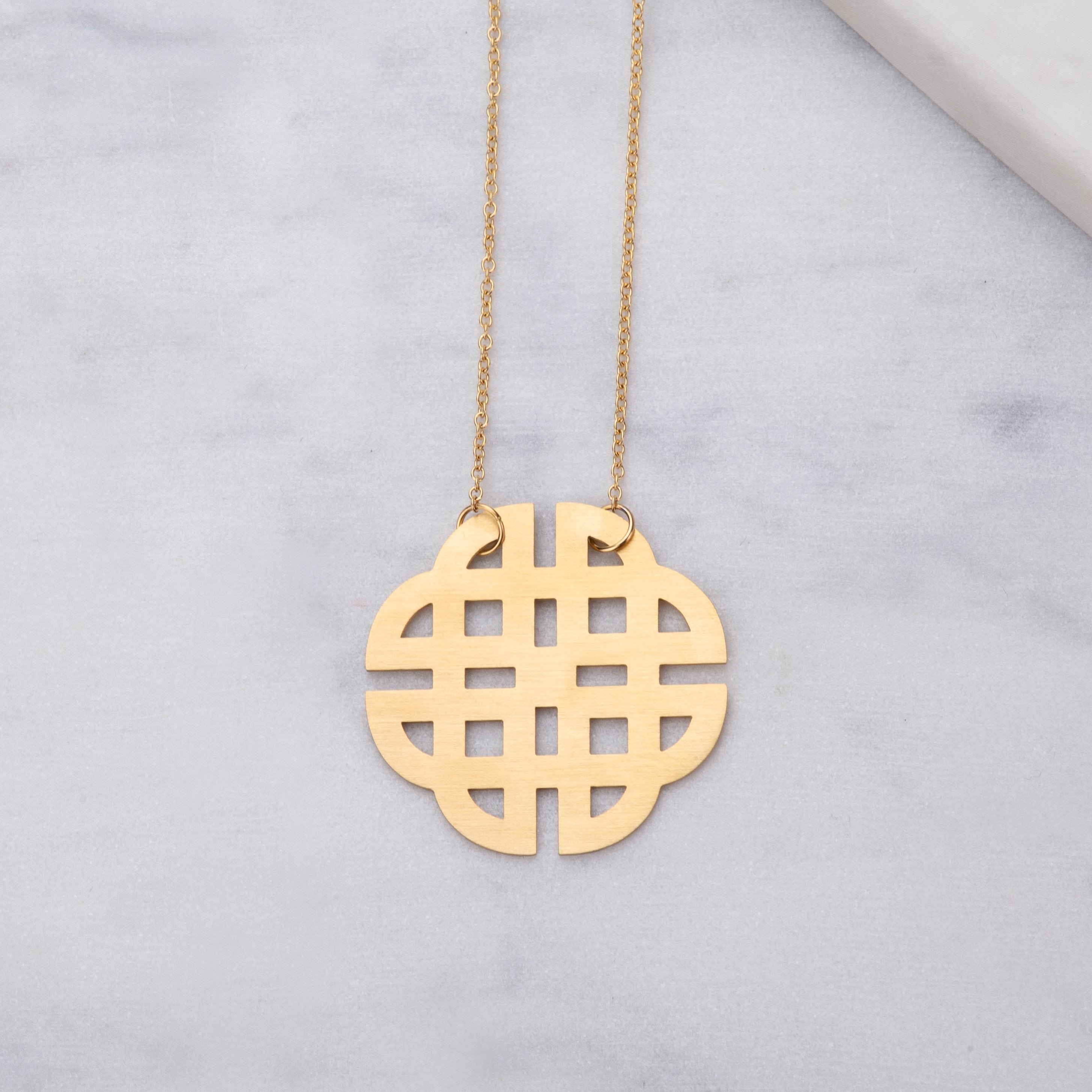 Happiness halskjede fra Farmhousedesign.no