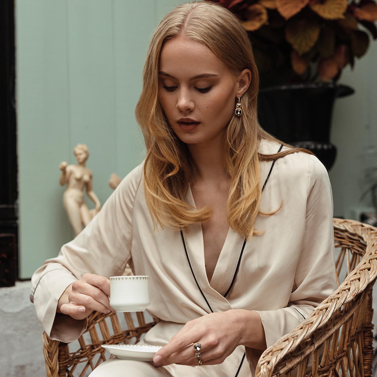 Tamara Swarovski earrings, Charcoal