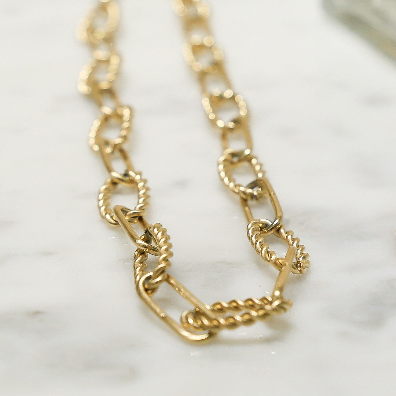Malin chain necklace