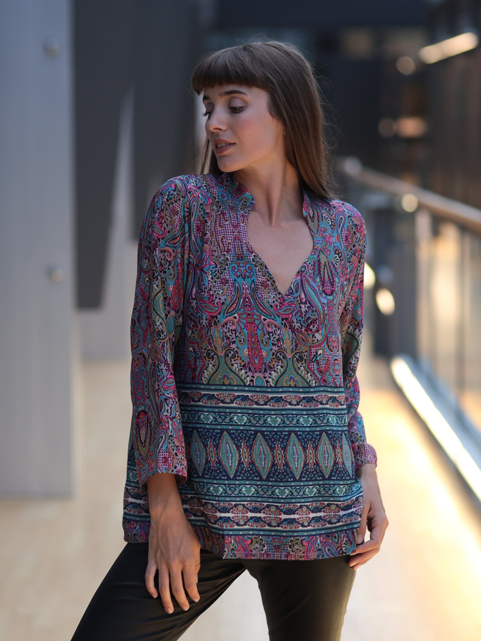 Silkebluse, Monsoon morning