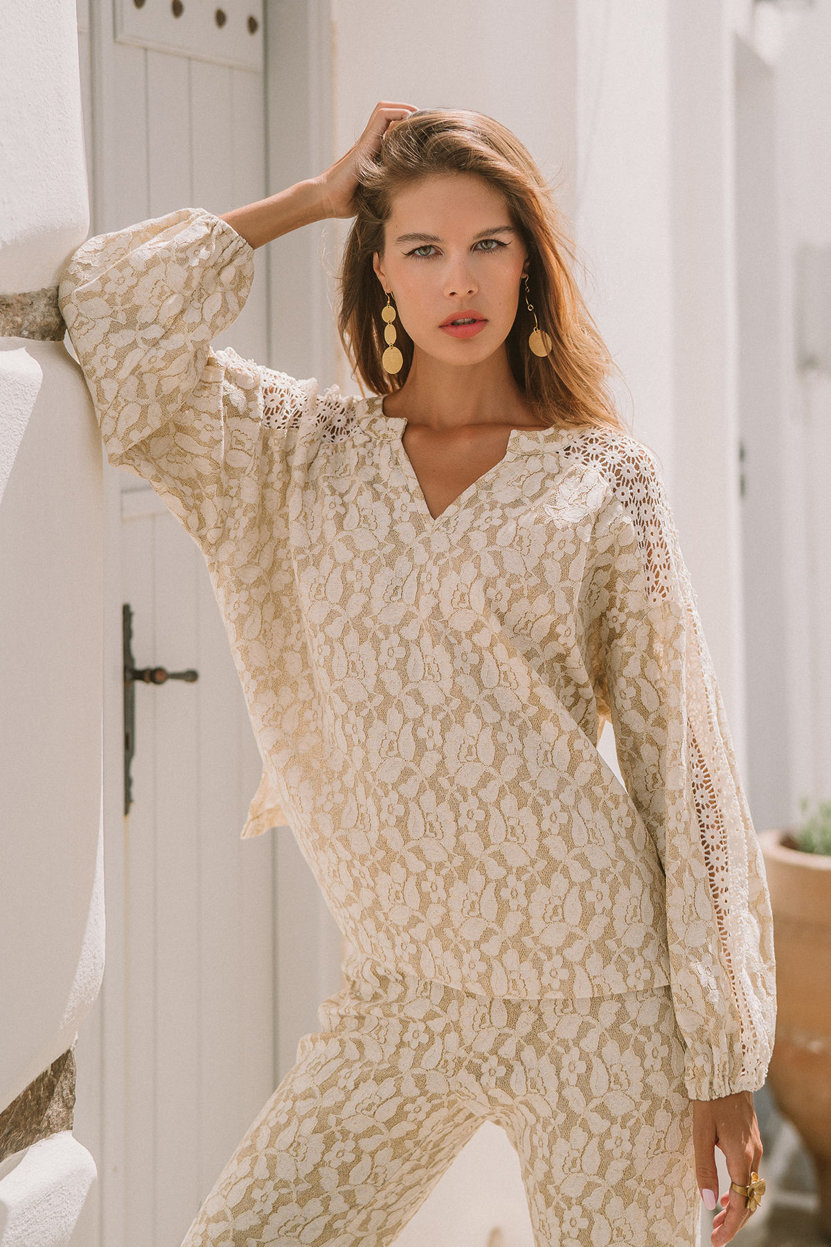 Golden flower top