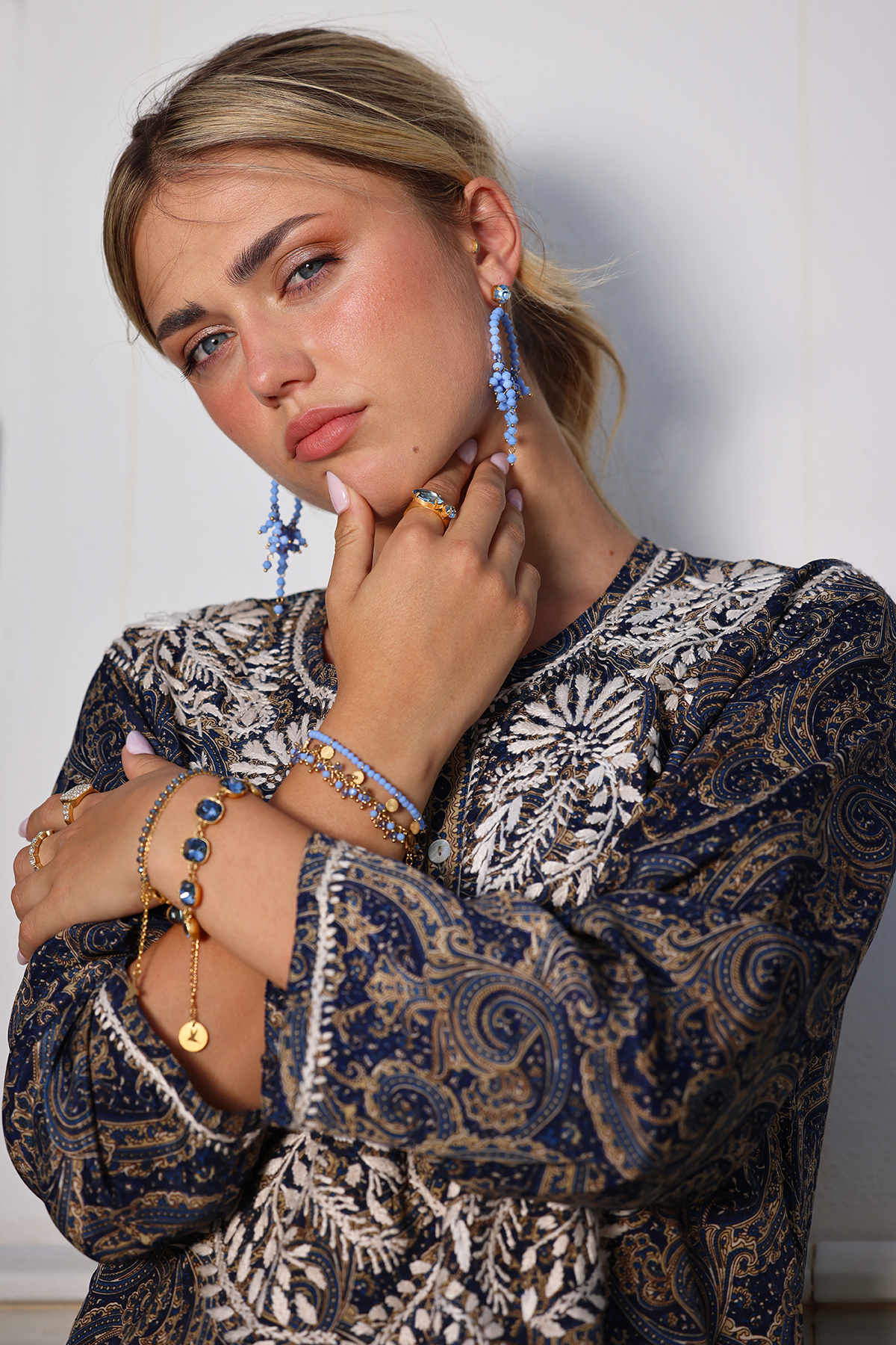 Chandelier earrings, Blue