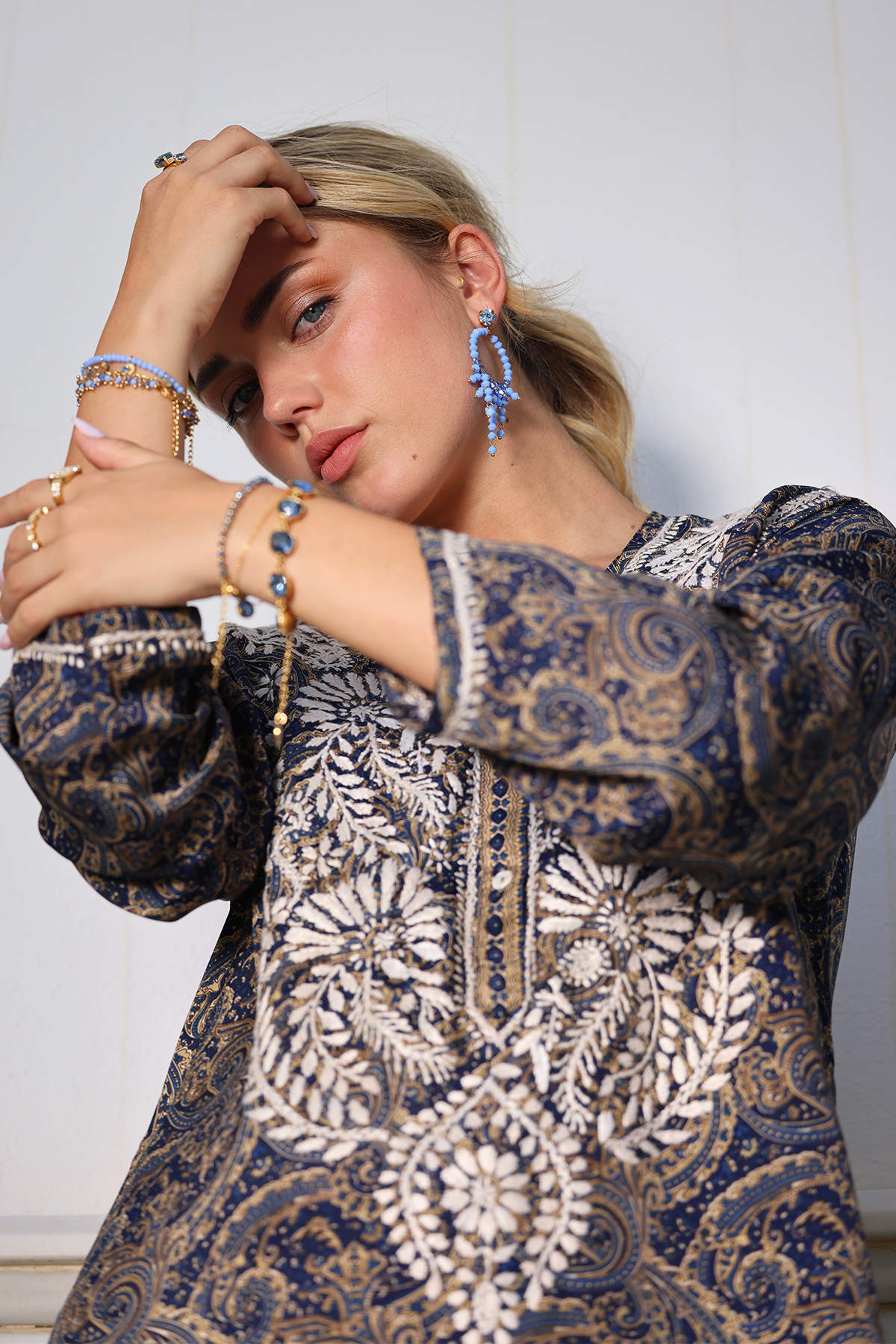 Chandelier earrings, Blue