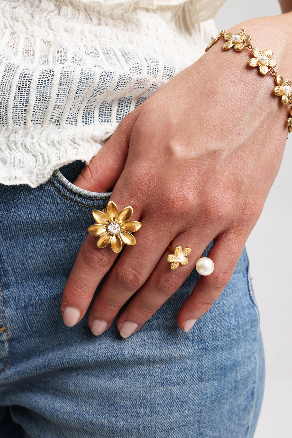 Flower pearl ring - Adjustable