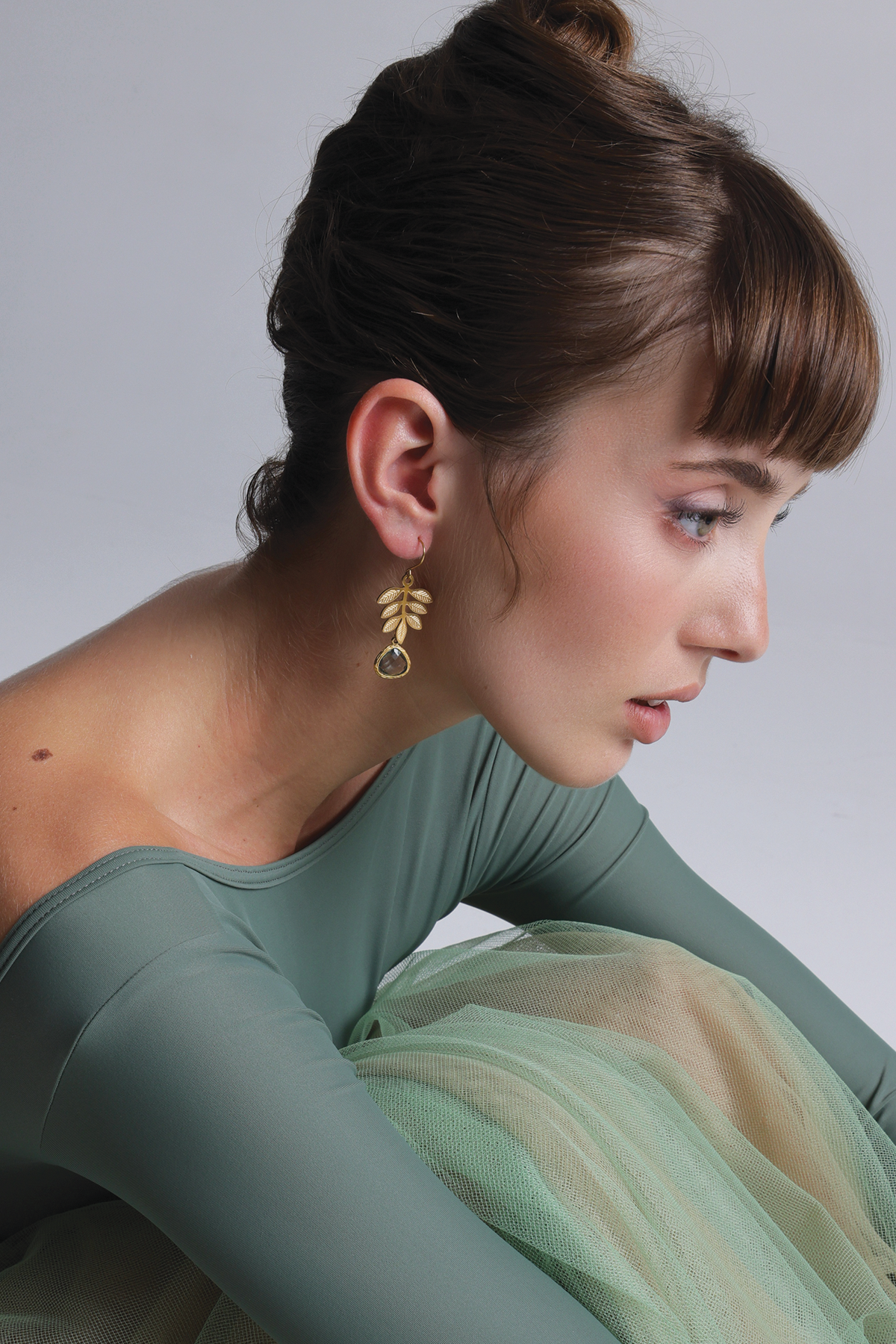 Paula floral earrings, Charcoal