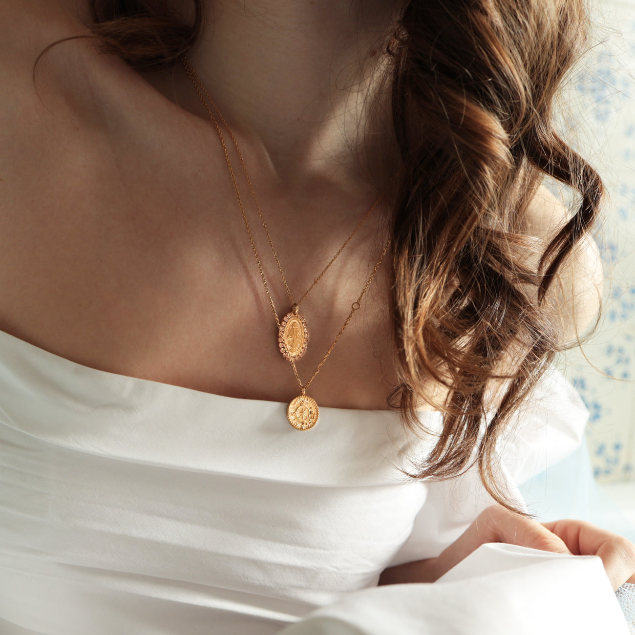 Maria Icon zirconia necklace