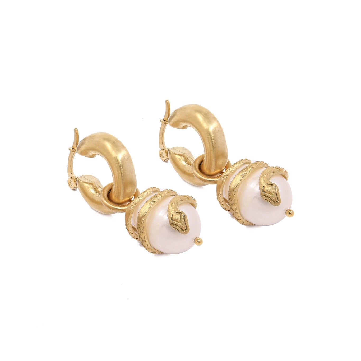 Snake pearl earrings