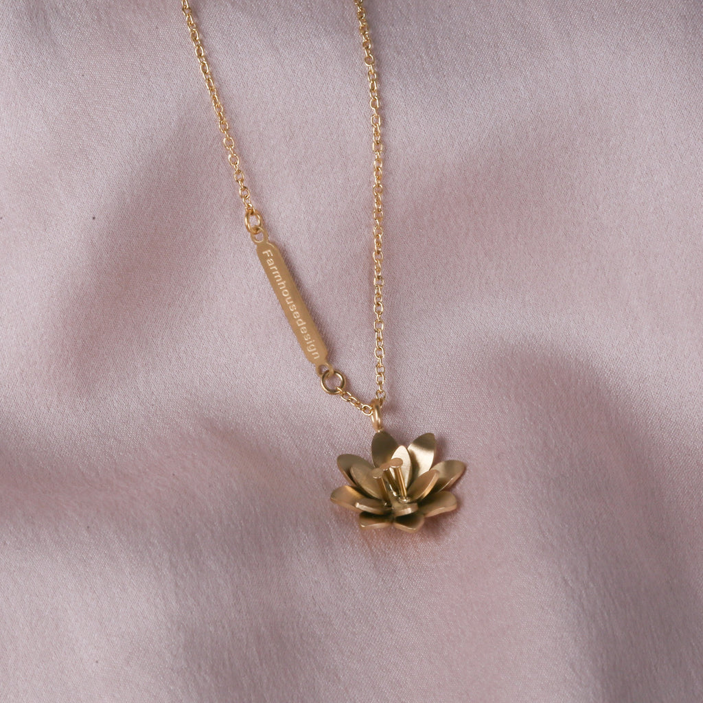 Lotus flower halskjede